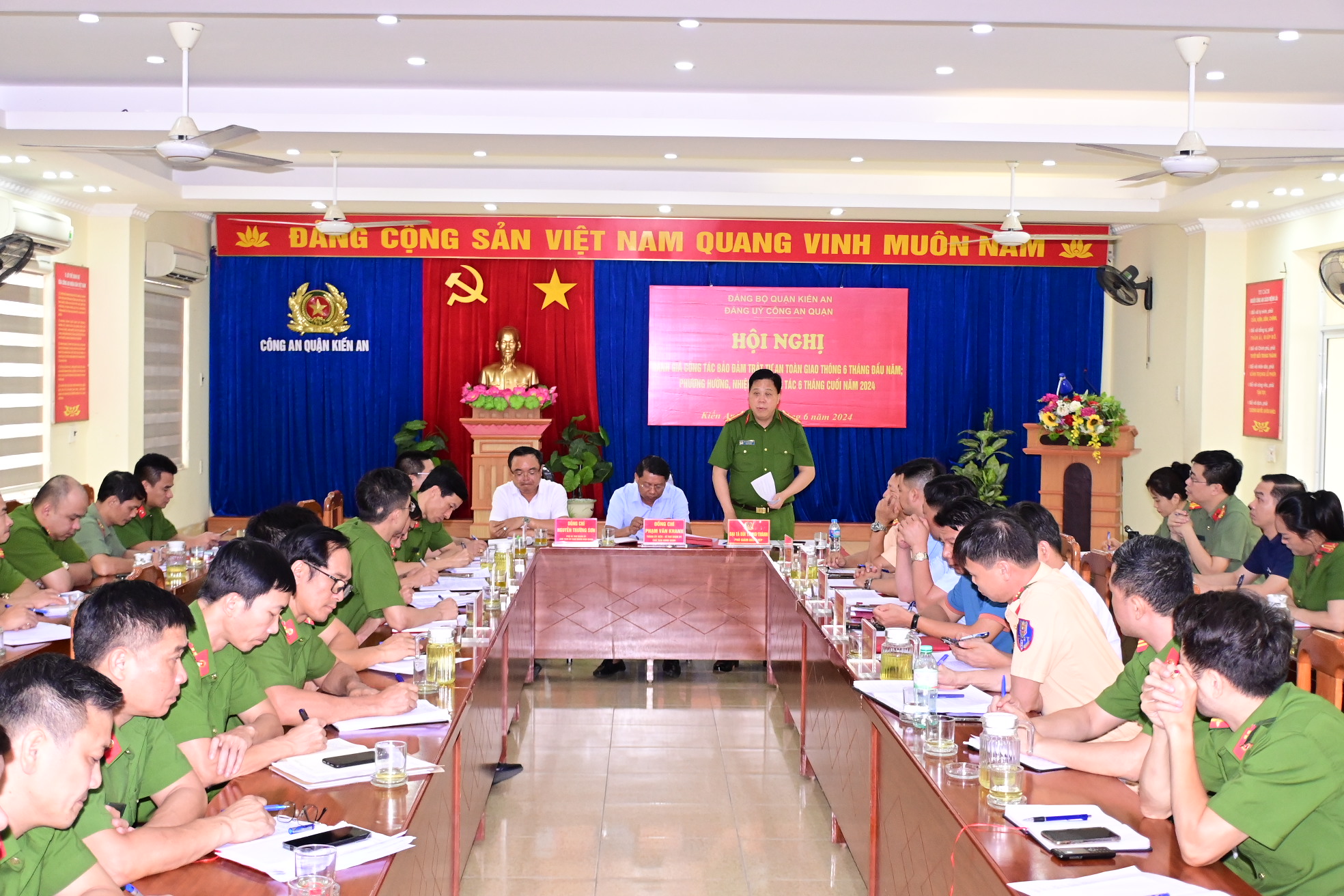 Công an quận Kiến An: Thực hiện quyết liệt, hiệu quả các chuyên đề giao thông, phấn đấu kéo giảm TNGT trên cả 3 tiêu chí